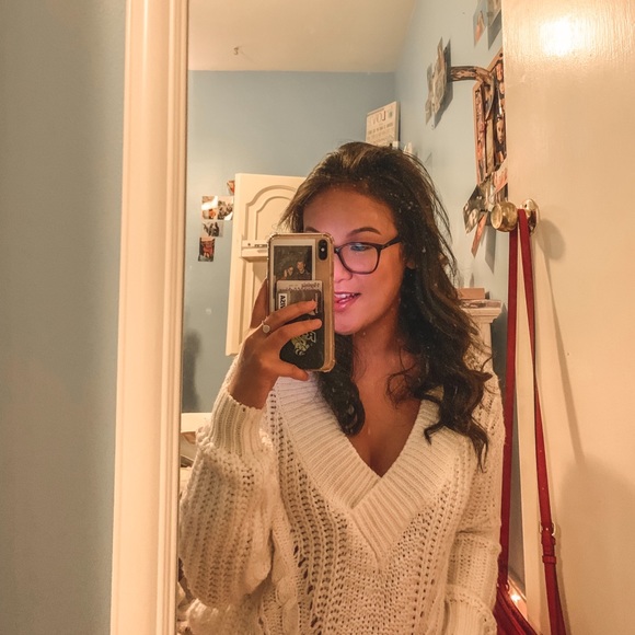 Meet your Posher, Olivia - Picture 1 of 1